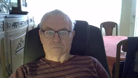 Snapshot of vergne50 chatting on May 2026 06:11:01 AM vergne50 online show from May 2026 06:11:01 AM