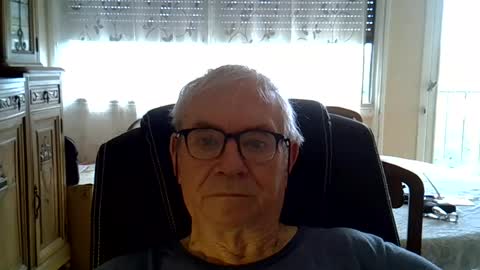 Snapshot of vergne50 chatting on July 2026 09:19:02 AM vergne50 online show from July 2026 09:19:02 AM