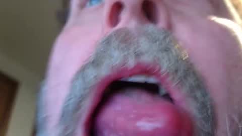 vermontguy76 online show from January 2026 11:58:02 PM