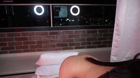 vero_cam online show from February 2025 05:33:02 AM