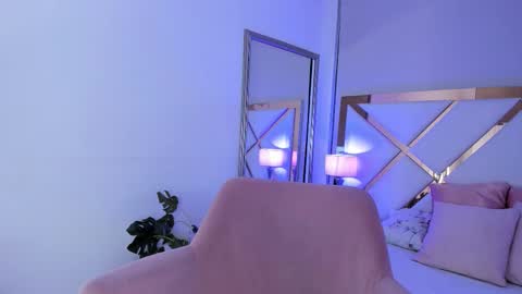 Vero online show from December 2025 04:52:01 AM