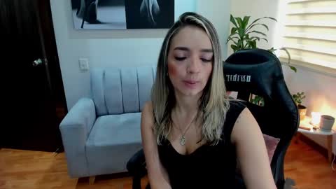 Catalina online show from February 2025 12:34:02 PM