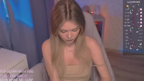 Snapshot of veronaaura chatting on September 2025 04:23:02 AM Tiffany online show from September 2025 04:23:02 AM