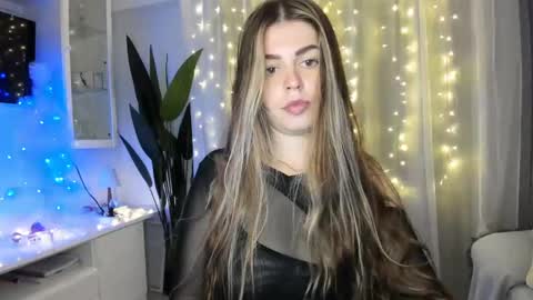 Lolitalolz online show from December 2024 08:26:02 PM