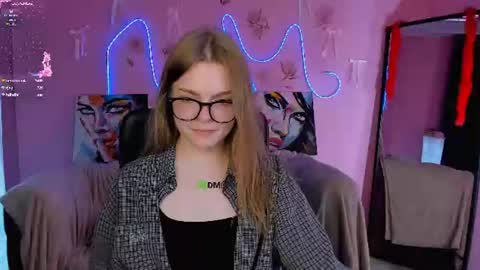 Snapshot of veronica_bubble chatting on July 2026 07:31:01 PM Ronni online show from July 2026 07:31:01 PM