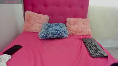 Veronica online show from March 2026 05:28:01 PM