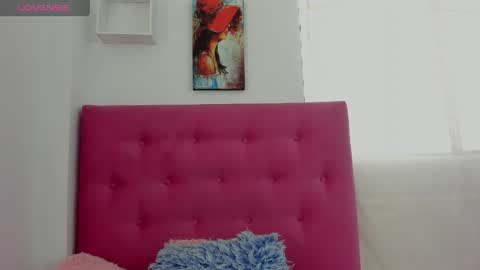 Veronica online show from April 2026 07:58:02 PM