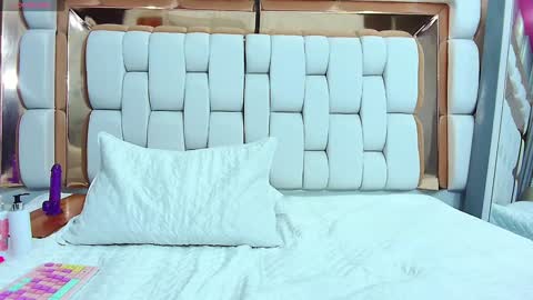 Veronica online show from February 2025 03:28:02 PM