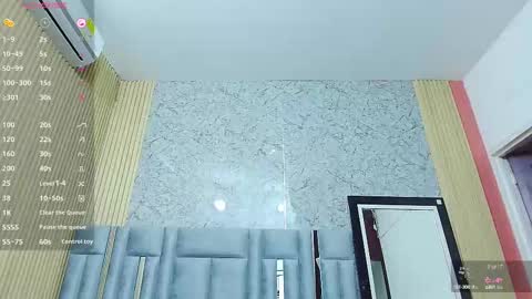 Veronica online show from September 2025 12:39:01 PM