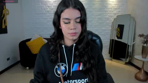 Snapshot of veronicacruz1 chatting on February 2025 03:18:02 AM Vero online show from February 2025 03:18:02 AM