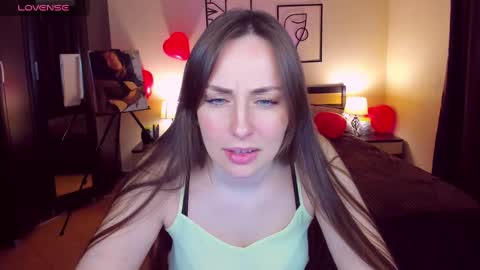 Veronica online show from February 2025 10:44:02 AM