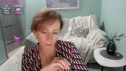 Helen online show from October 2025 05:52:01 AM