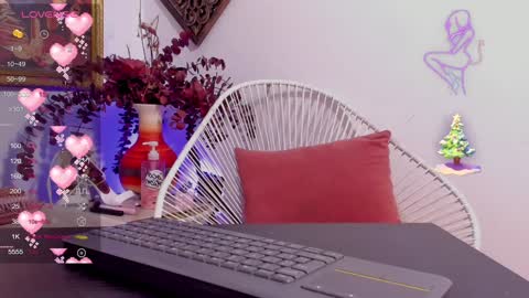 Veronica Gills online show from December 2024 10:02:02 PM