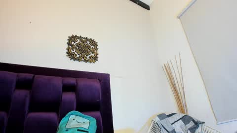 Veronica Gills online show from March 2025 07:28:02 PM