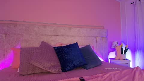 Snapshot of veronicamartin_ chatting on February 2025 05:46:02 PM Vero online show from February 2025 05:46:02 PM