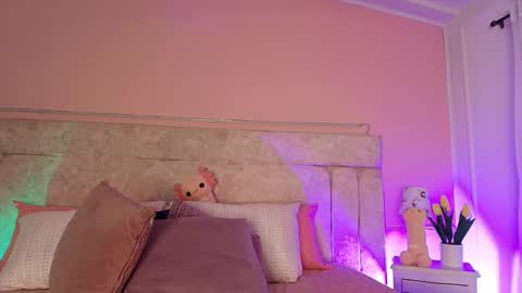 Snapshot of veronicamartin_ chatting on March 2025 03:45:02 PM Vero online show from March 2025 03:45:02 PM