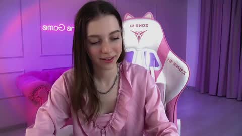 Snapshot of veronicavance chatting on May 2026 06:46:01 PM Veronica online show from May 2026 06:46:01 PM