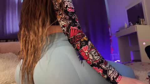 Snapshot of veronikaav chatting on March 2026 04:36:02 AM VeronikaAV online show from March 2026 04:36:02 AM