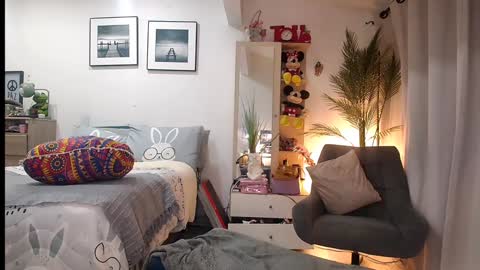 veronica online show from January 2025 02:58:02 AM