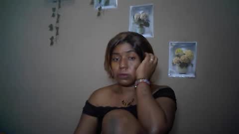 Snapshot of verronique1511 chatting on April 2026 01:48:02 PM verronique1511 online show from April 2026 01:48:02 PM