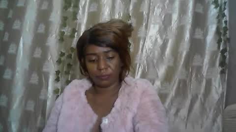 Snapshot of verronique1511 chatting on May 2026 02:40:01 AM verronique1511 online show from May 2026 02:40:01 AM