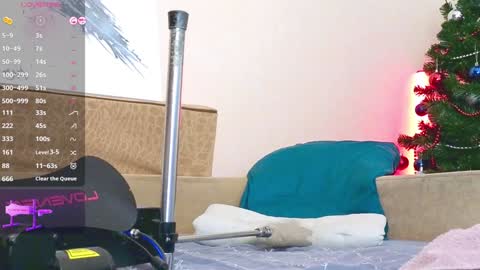 Ethan online show from December 2024 04:52:01 PM