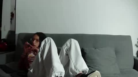 Snapshot of very_hard2 chatting on November 2025 08:19:02 PM very_hard2 online show from November 2025 08:19:02 PM