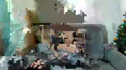 Snapshot of very_hard2 chatting on November 2025 03:35:01 PM very_hard2 online show from November 2025 03:35:01 PM