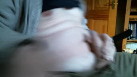 Mark online show from November 2025 04:09:02 PM