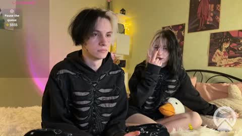 Snapshot of veryraretwins chatting on March 2025 09:35:01 PM veryraretwins online show from March 2025 09:35:01 PM