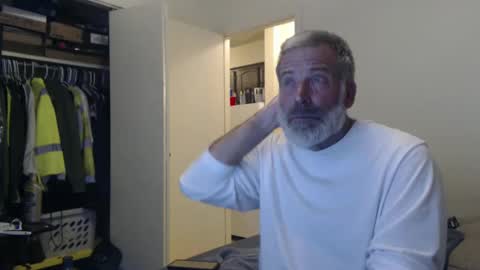 hairy man online show from January 2025 12:59:01 AM