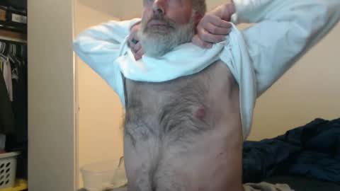 hairy man online show from February 2025 01:00:01 AM