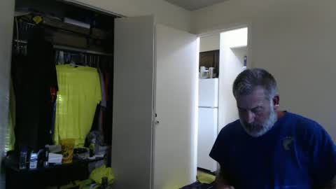 hairy man online show from September 2025 11:50:01 PM