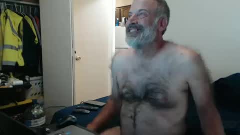 hairy man online show from October 2025 11:58:01 PM