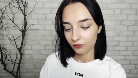 Snapshot of veryveryshygirl chatting on December 2024 09:17:02 AM Ana online show from December 2024 09:17:02 AM