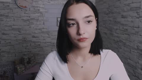 Snapshot of veryveryshygirl chatting on December 2024 12:41:01 PM Ana online show from December 2024 12:41:01 PM