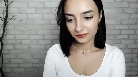 Snapshot of veryveryshygirl chatting on December 2024 11:21:01 AM Ana online show from December 2024 11:21:01 AM