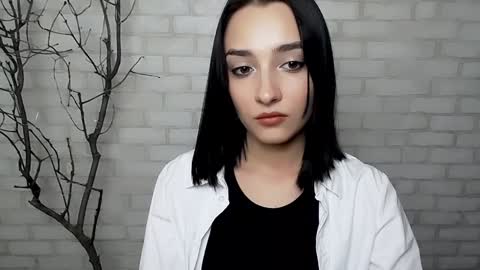 Snapshot of veryveryshygirl chatting on January 2025 07:10:02 PM Ana online show from January 2025 07:10:02 PM