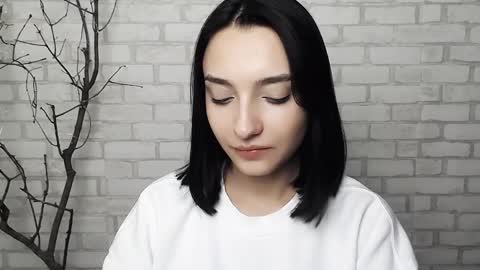 Snapshot of veryveryshygirl chatting on January 2025 04:27:01 PM Ana online show from January 2025 04:27:01 PM