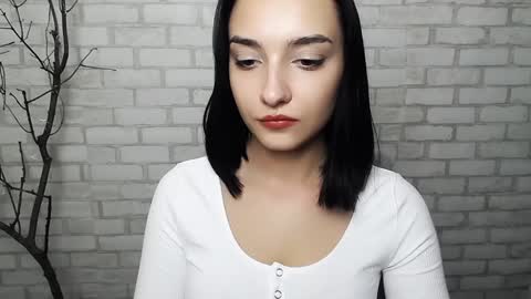 Snapshot of veryveryshygirl chatting on January 2025 05:42:01 PM Ana online show from January 2025 05:42:01 PM