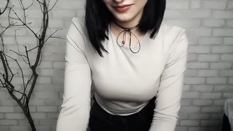 Snapshot of veryveryshygirl chatting on January 2025 03:50:01 PM Ana online show from January 2025 03:50:01 PM