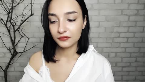 Snapshot of veryveryshygirl chatting on February 2025 02:13:02 PM Ana online show from February 2025 02:13:02 PM