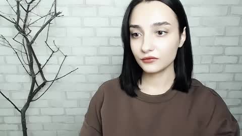 Snapshot of veryveryshygirl chatting on February 2025 12:18:02 PM Ana online show from February 2025 12:18:02 PM