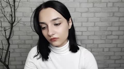 Snapshot of veryveryshygirl chatting on February 2025 06:04:02 PM Ana online show from February 2025 06:04:02 PM