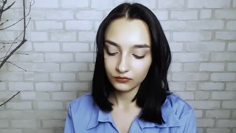 Snapshot of veryveryshygirl chatting on February 2025 05:15:01 PM Ana online show from February 2025 05:15:01 PM