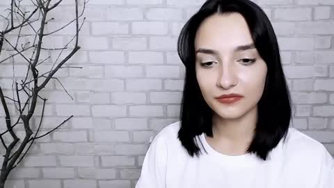 Snapshot of veryveryshygirl chatting on March 2025 05:33:01 PM Ana online show from March 2025 05:33:01 PM