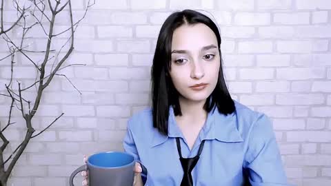 Snapshot of veryveryshygirl chatting on March 2025 02:40:02 PM Ana online show from March 2025 02:40:02 PM