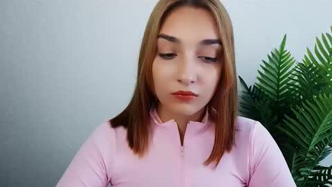 Snapshot of veryveryshygirl chatting on September 2025 12:05:02 PM Ana online show from September 2025 12:05:02 PM