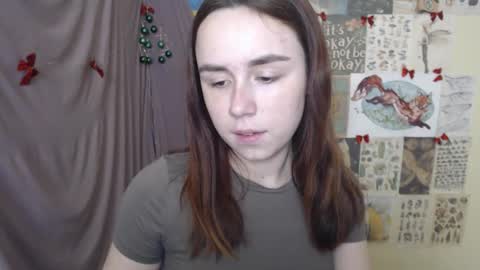 veryveryvery_shy online show from January 2026 05:27:02 PM