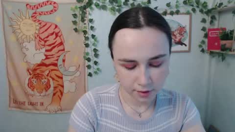 Snapshot of veryveryvery_shy chatting on June 2026 05:46:02 AM veryveryvery_shy online show from June 2026 05:46:02 AM